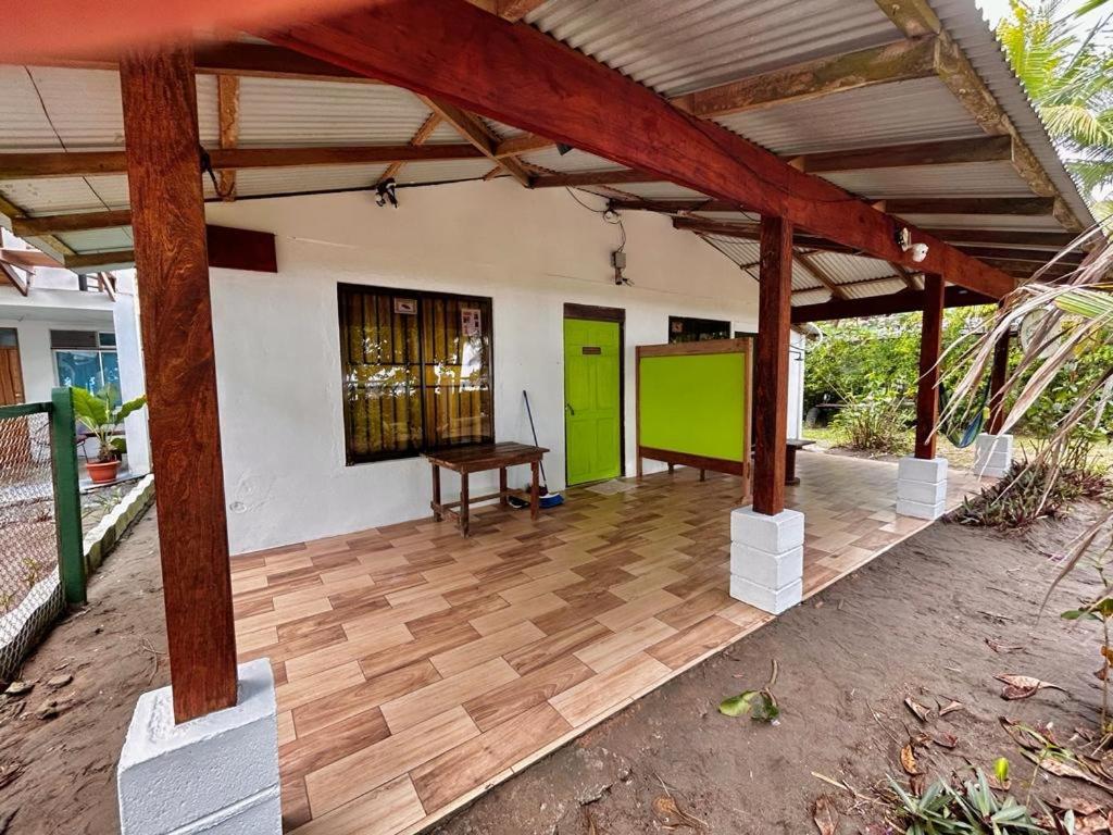 Hotel Casa Turtle Bogue Tortuguero Esterno foto
